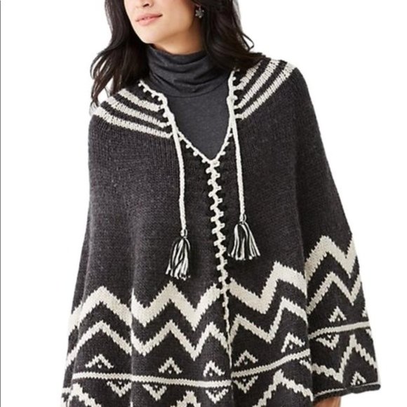 J. Jill Jackets & Blazers - J. Jill Gray & White Fair Isle Poncho / Cape NWOT